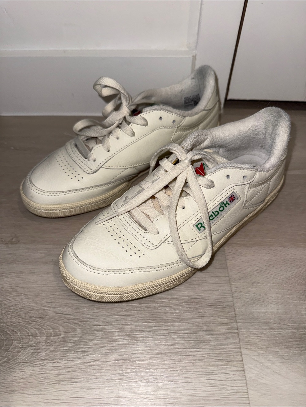 Reebok Classic White Leather Vintage Sneakers
